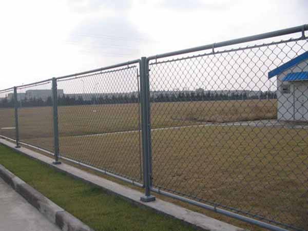 勾花護欄網(wǎng) - 安平縣全昊金屬絲網(wǎng)制品有限公司圖片3